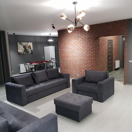 Uzhorod 3 Room Lovely House ภายนอก รูปภาพ