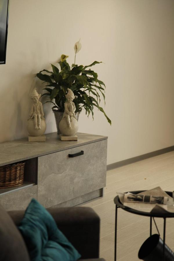 Uzhorod 3 Room Lovely House ภายนอก รูปภาพ