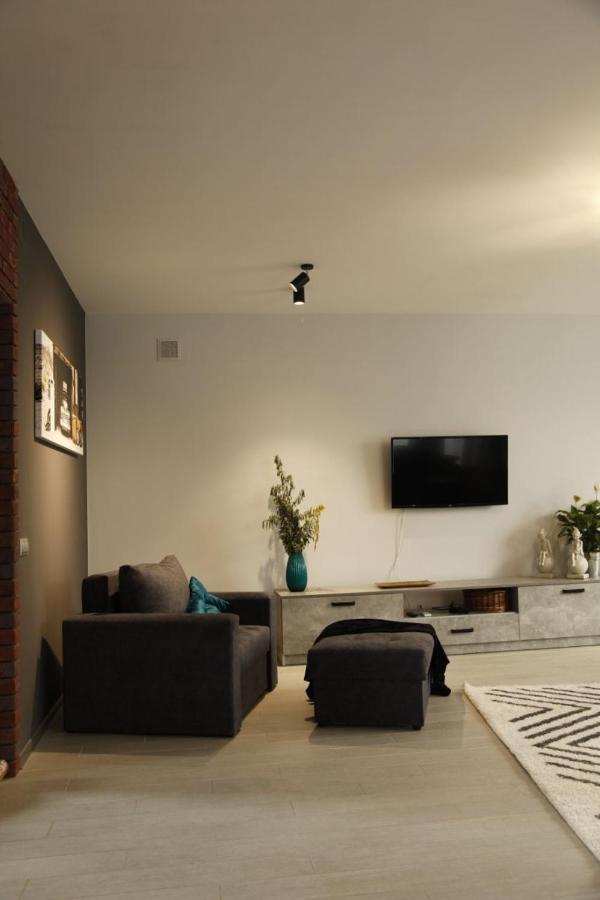 Uzhorod 3 Room Lovely House ภายนอก รูปภาพ