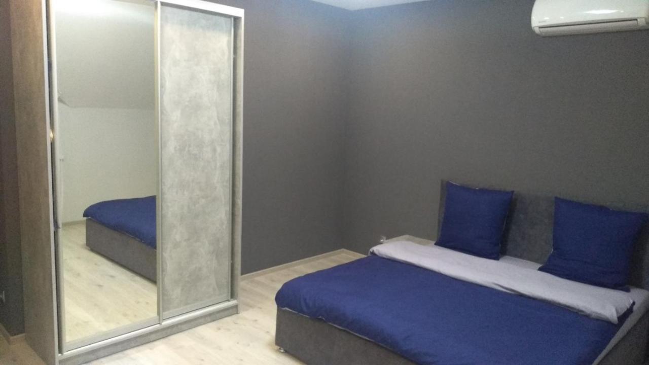 Uzhorod 3 Room Lovely House ภายนอก รูปภาพ
