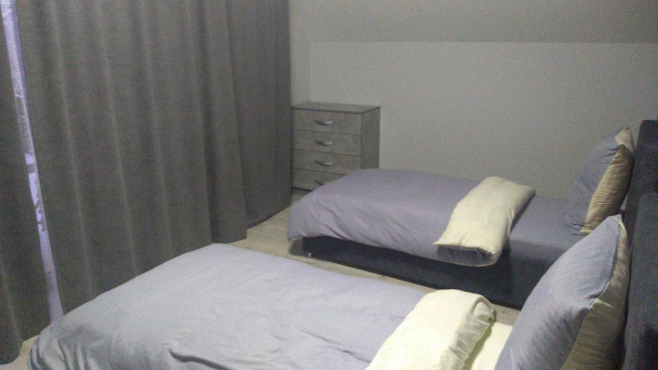 Uzhorod 3 Room Lovely House ภายนอก รูปภาพ