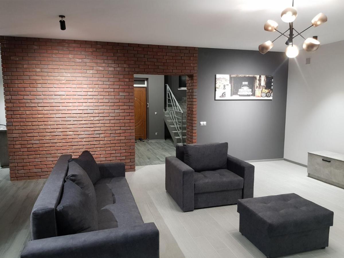 Uzhorod 3 Room Lovely House ภายนอก รูปภาพ